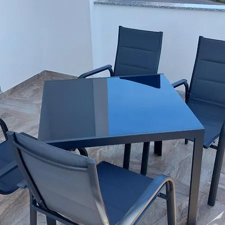 Cecilija Apartment