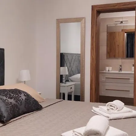 Cecilija * Supetarska Draga